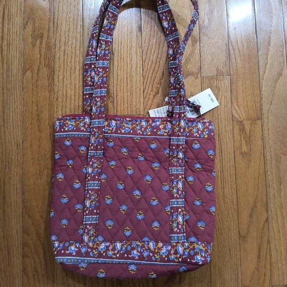 3/$10⭐ NWT Crossroads Quilts shoulder purse, "Dutch Apple" print #70003 - Picture 2 of 16